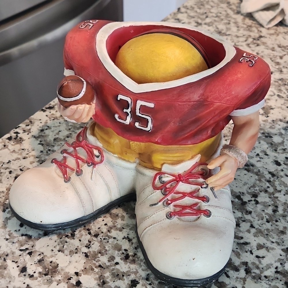 Football Player Decor - Picture 4 of 4